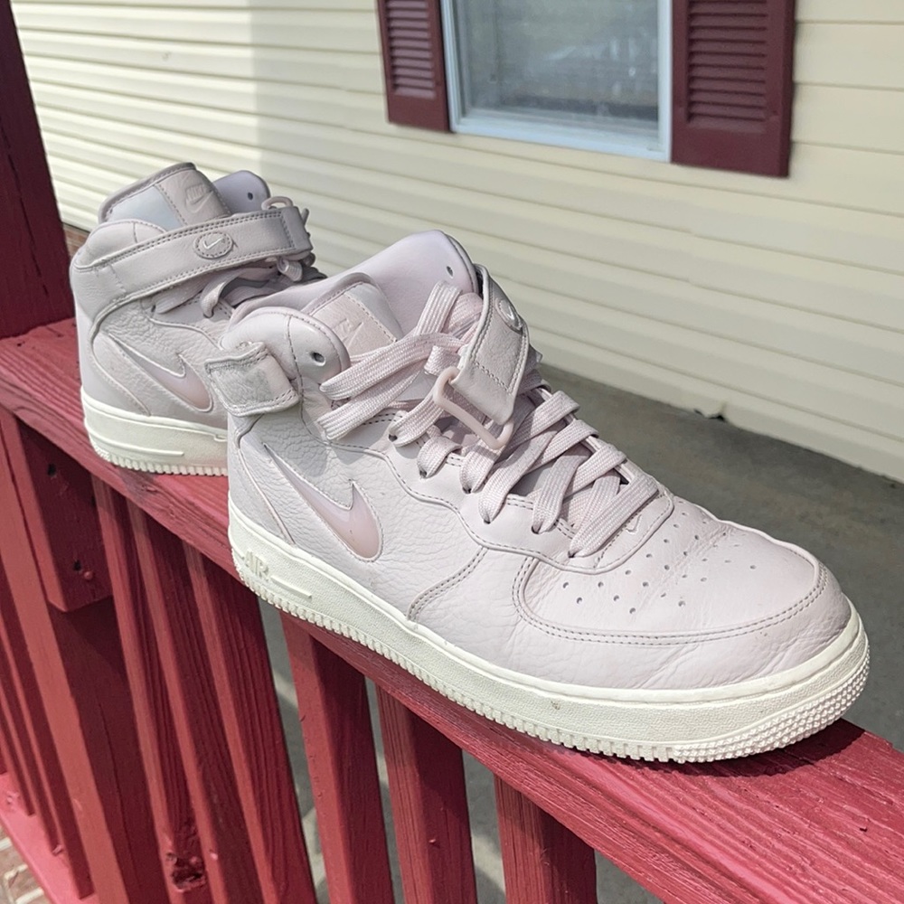 Big Nikes